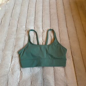 🥳 *SALE* Vuori Yosemite Longline Bra, Hedge Green, Size Small